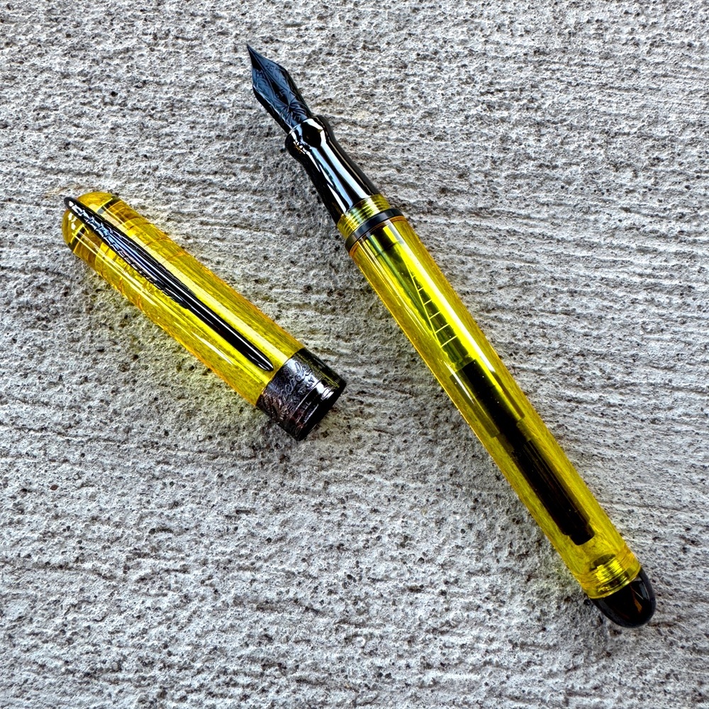 Pineider Avatar UR Demonstrator Fountain Pen in Lemon and Black